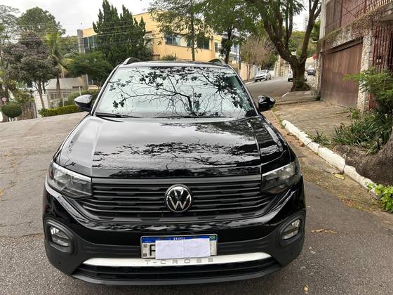 VOLKSWAGEN T-CROSS 1.0 200 TSI TOTAL FLEX AUTOMÁTICO VOLKSWAGEN T-CROSS 1.0 200 TSI TOTAL FLEX AUTOMÁTICO